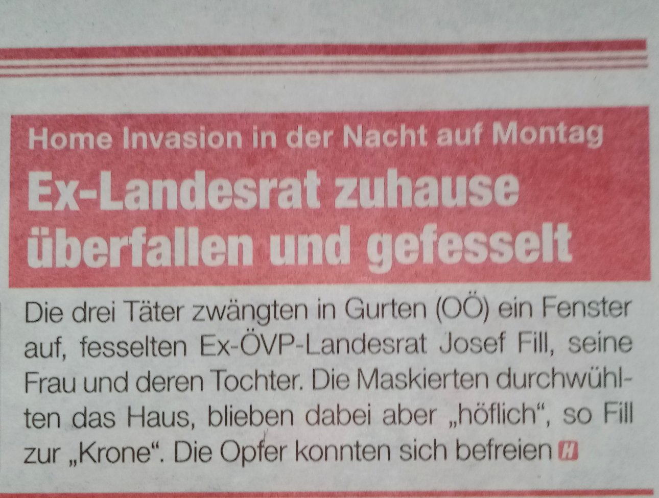 Zeitungsausschnitt von der Heute über die Home Invasion in Oberösterreich bei einem Landrat